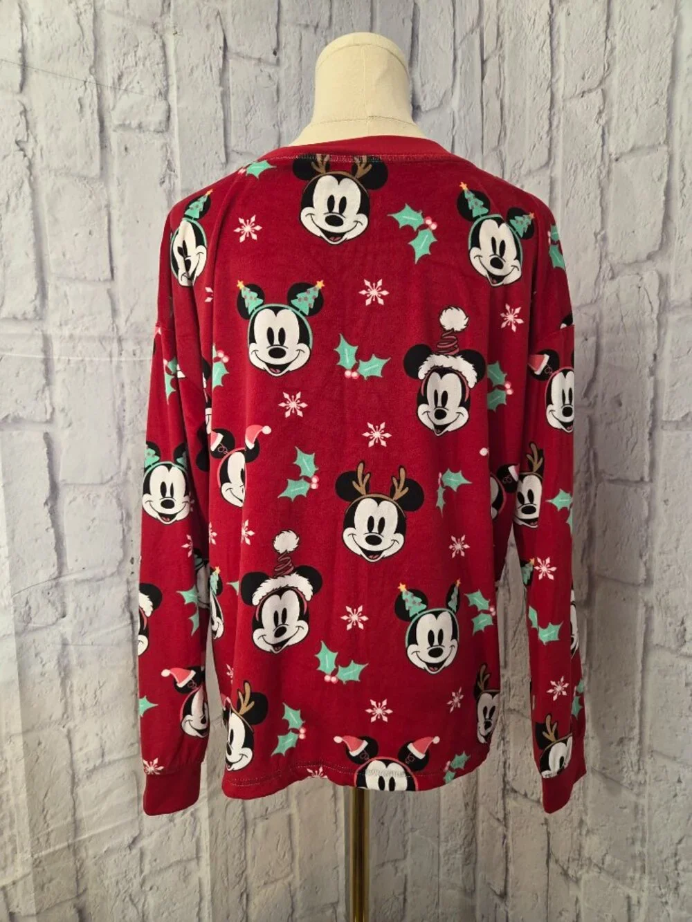 Disney Mickey Mouse Medium Red Fleece Christmas Holiday Pajama Set - Picture 7 of 9
